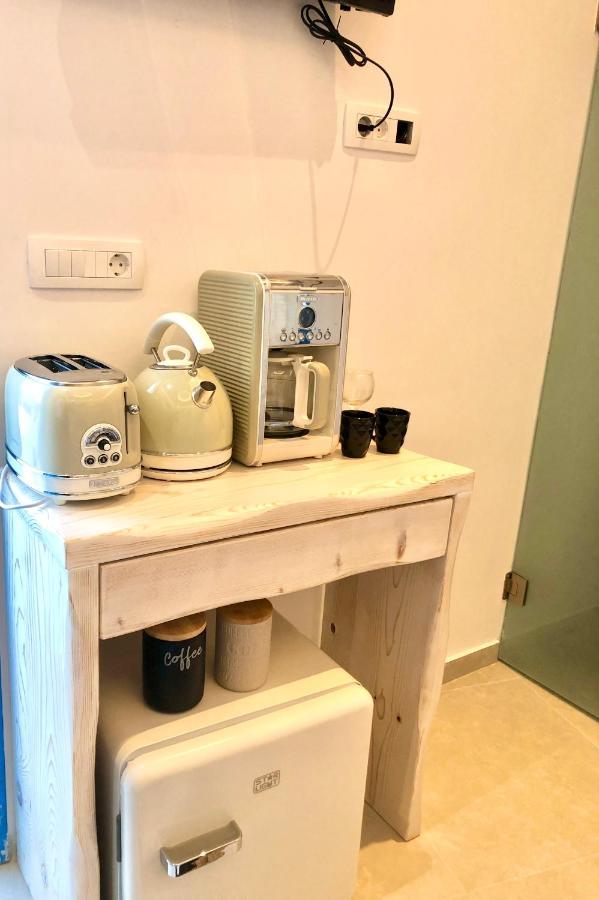 Oldtown Suites Fira Екстер'єр фото