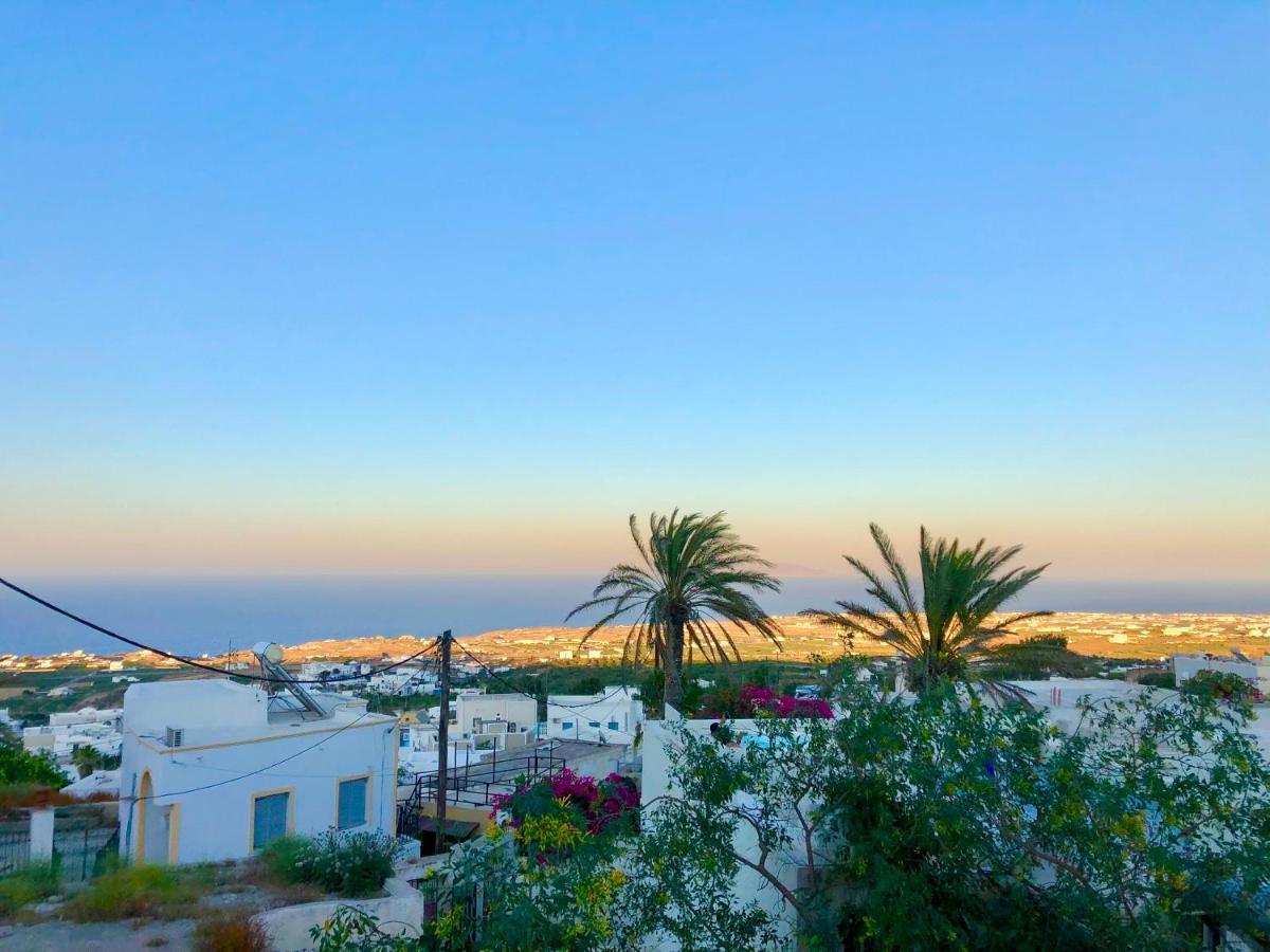 Oldtown Suites Fira Екстер'єр фото
