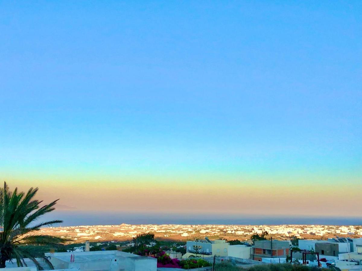 Oldtown Suites Fira Екстер'єр фото