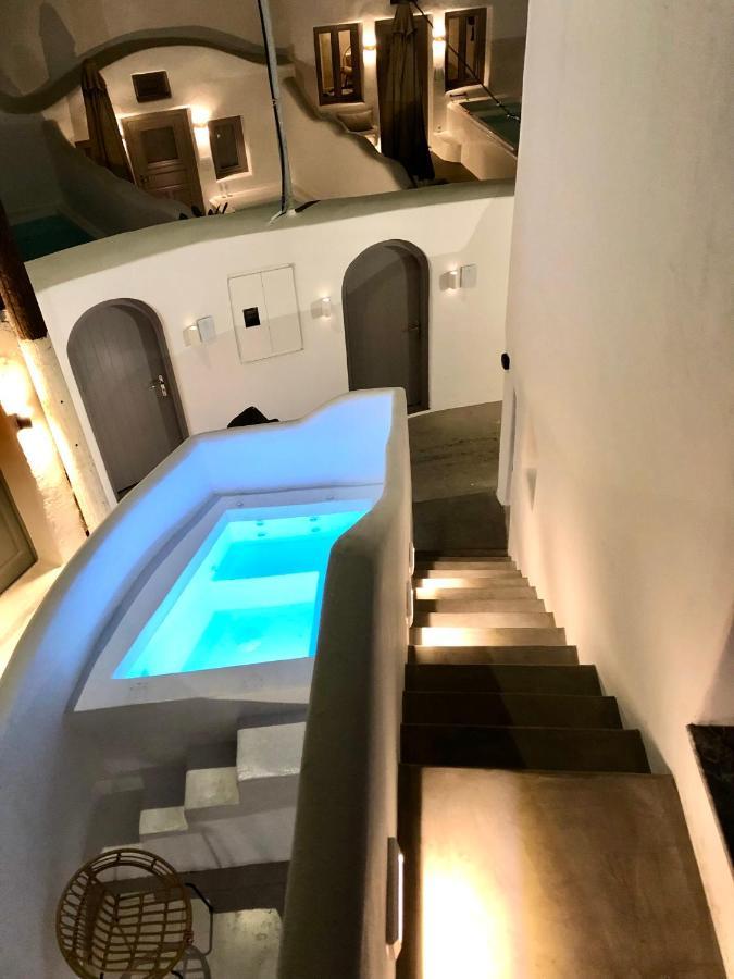 Oldtown Suites Fira Екстер'єр фото