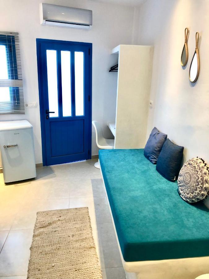 Oldtown Suites Fira Екстер'єр фото