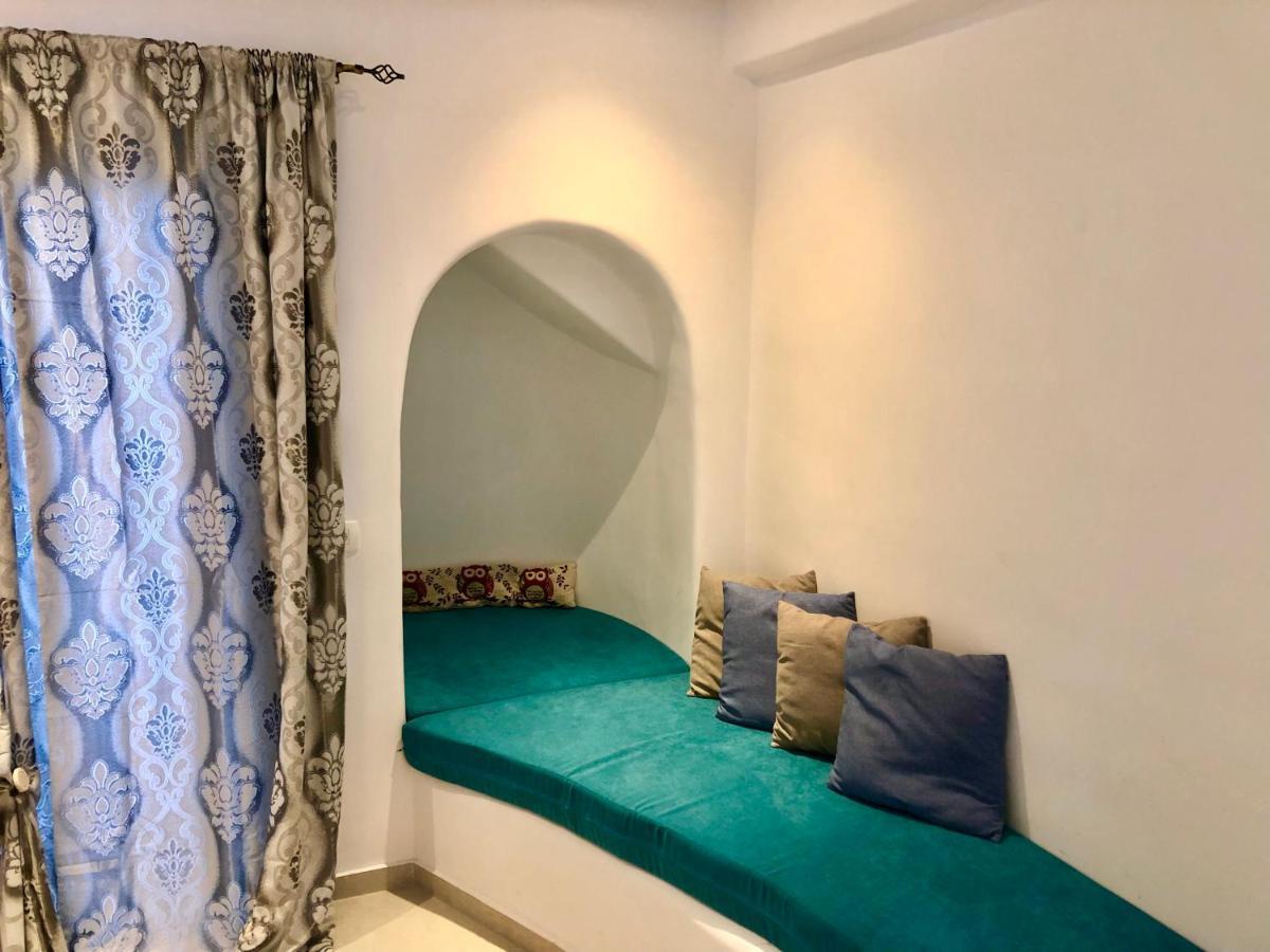 Oldtown Suites Fira Екстер'єр фото